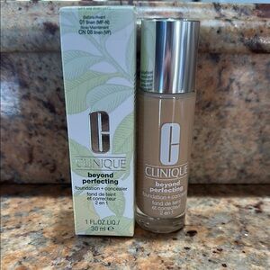 NIB Clinique Beyond Perfecting Foundation + Concealer - CN 08 Linen